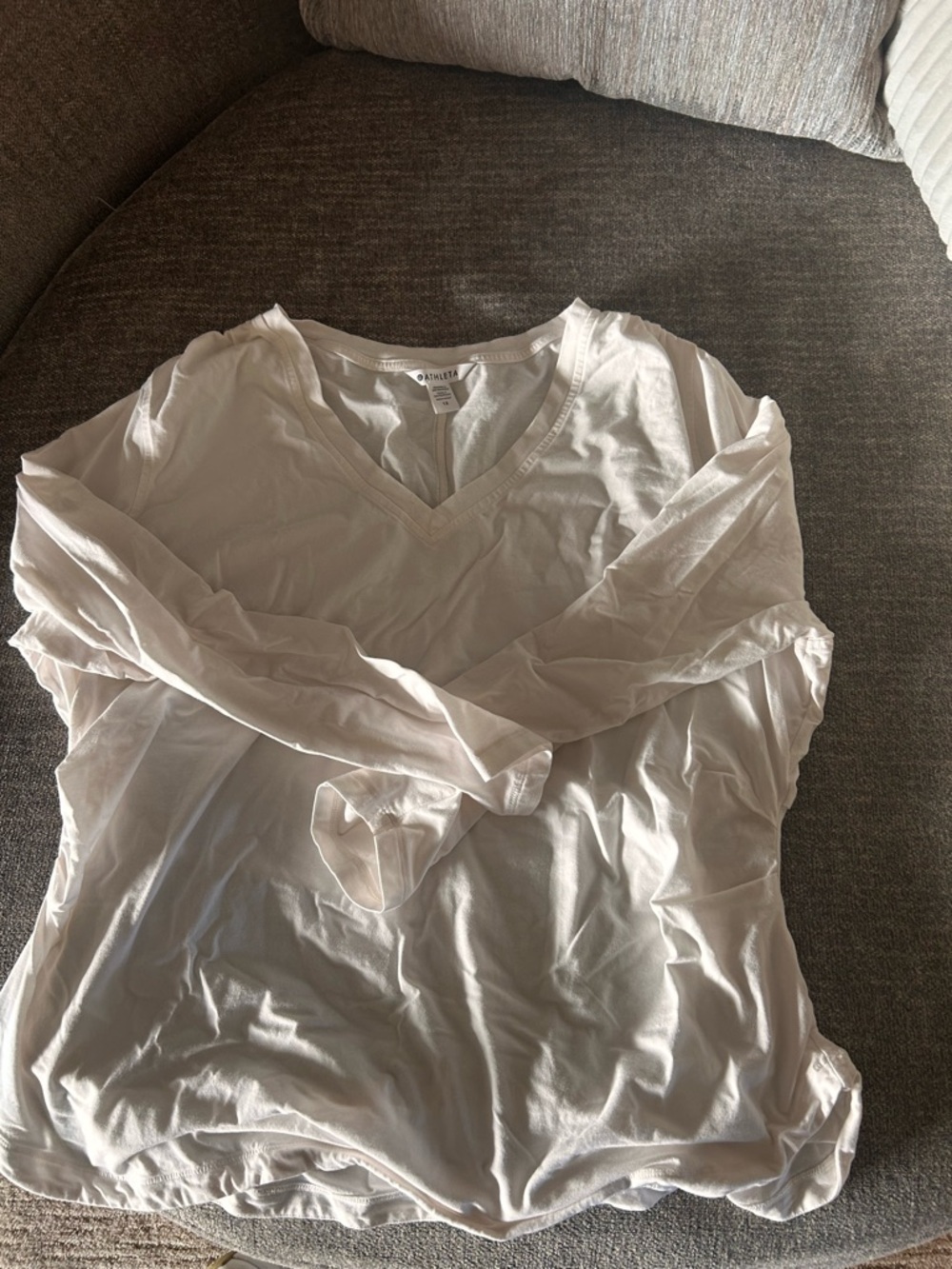 Athleta Light Beige V-Neck Long Sleeve Tee